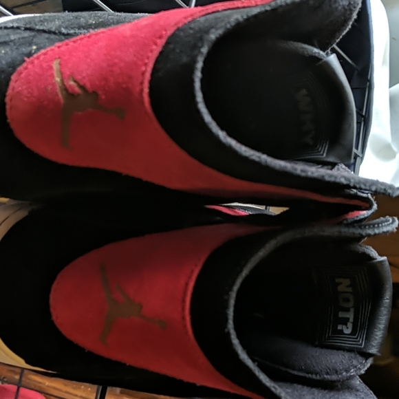 Shoes - Picture 4 of 4